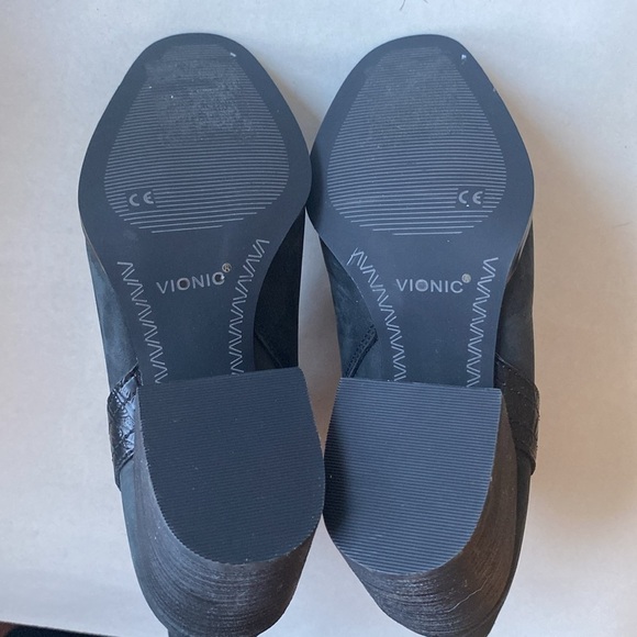 Vionic Block Heel Booties - Picture 5 of 8